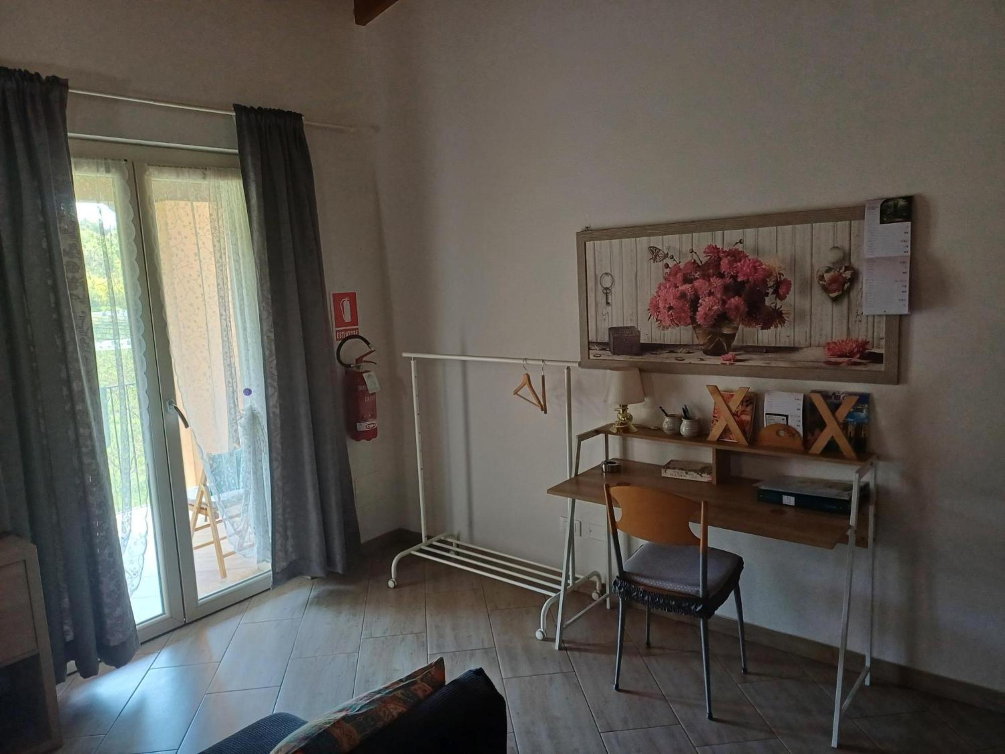 CASCINA LEGNAGO near Garda lake - trilocale Villanuova sul clisi Esterno foto